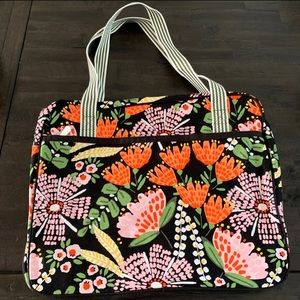 Thirty One Away for the Weekender Tote